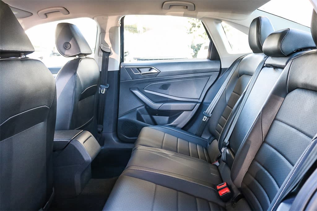 Thumbnail: 2024 Volkswagen Jetta - 12