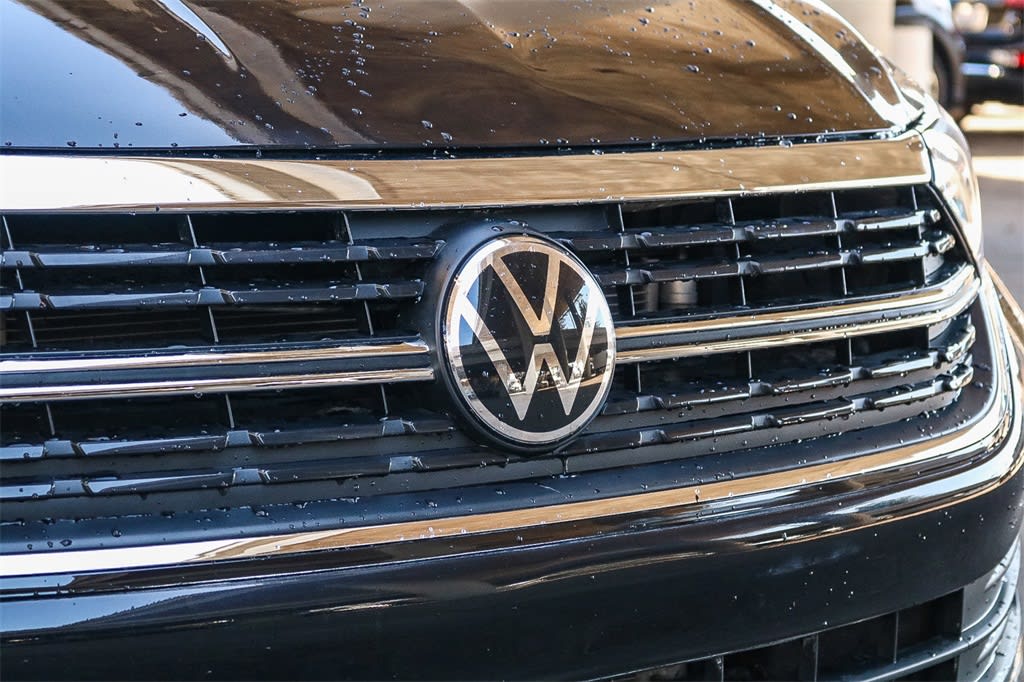 Thumbnail: 2024 Volkswagen Jetta - 6