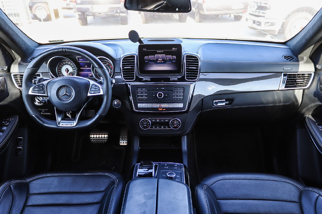 Thumbnail: 2019 Mercedes-Benz GLS - 2