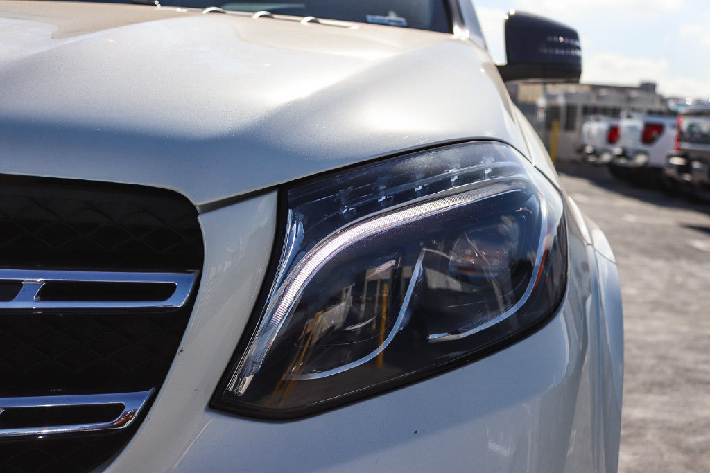 Thumbnail: 2019 Mercedes-Benz GLS - 16