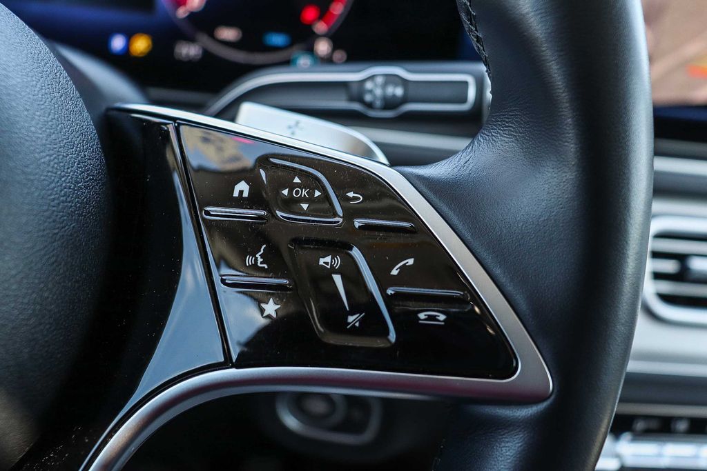Thumbnail: 2025 Mercedes-Benz GLE - 26