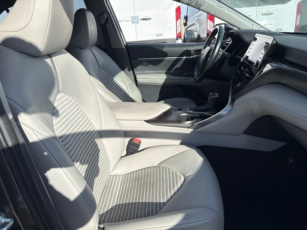 Thumbnail: 2021 Toyota Camry - 8