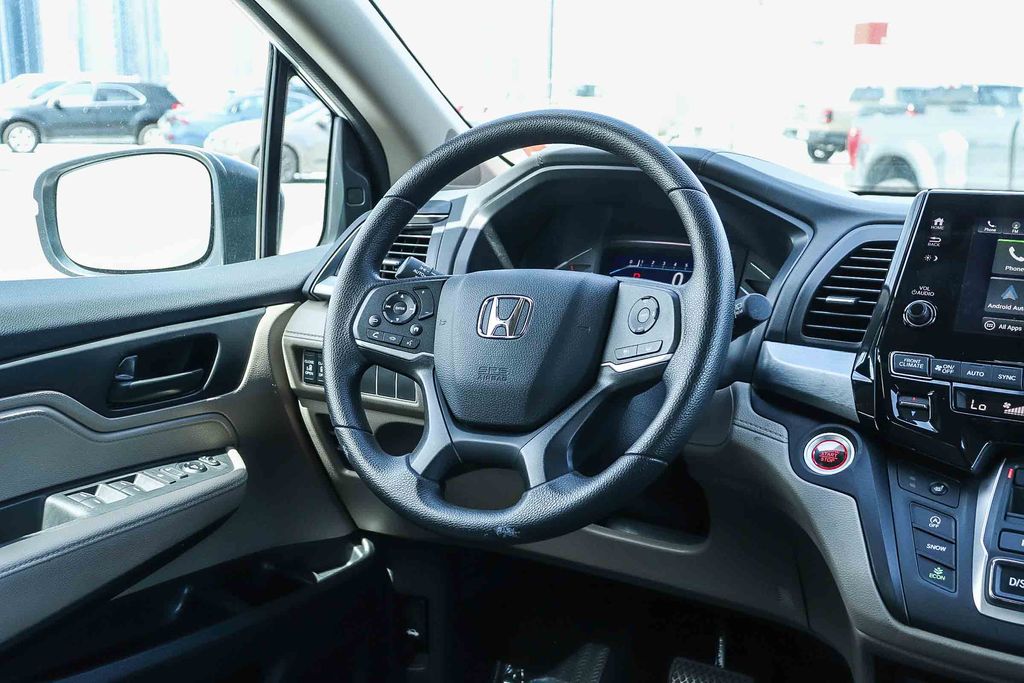 Thumbnail: 2023 Honda Odyssey - 9