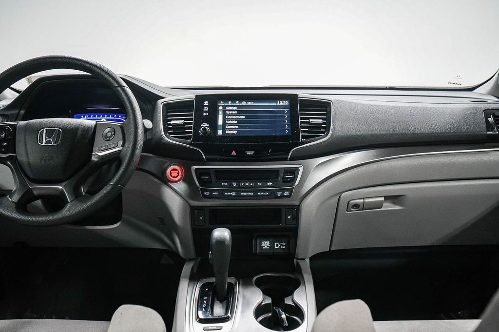 Thumbnail: 2020 Honda Pilot - 9