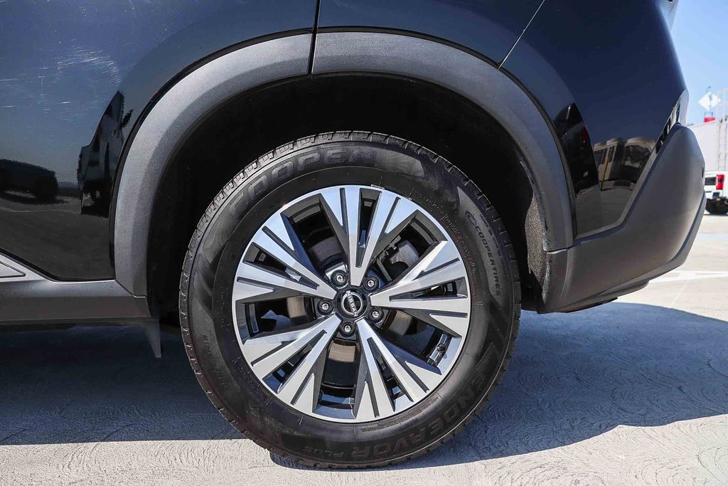 Thumbnail: 2022 Nissan Rogue - 7
