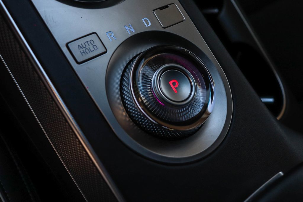 Thumbnail: 2024 Genesis GV70 - 23