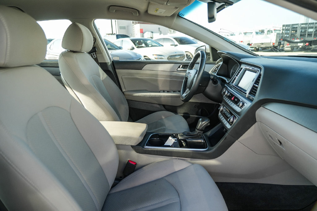 Thumbnail: 2018 Hyundai Sonata - 6