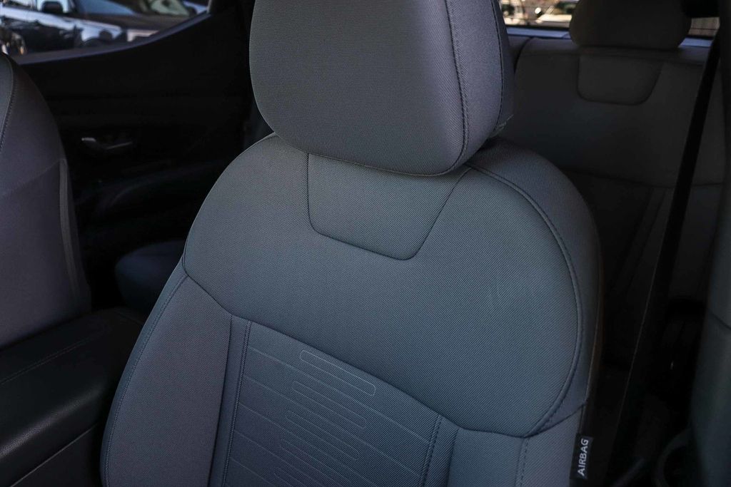 Thumbnail: 2023 Hyundai Santa Cruz - 26