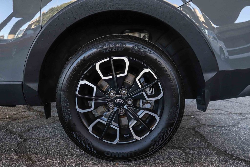 Thumbnail: 2023 Hyundai Santa Cruz - 6