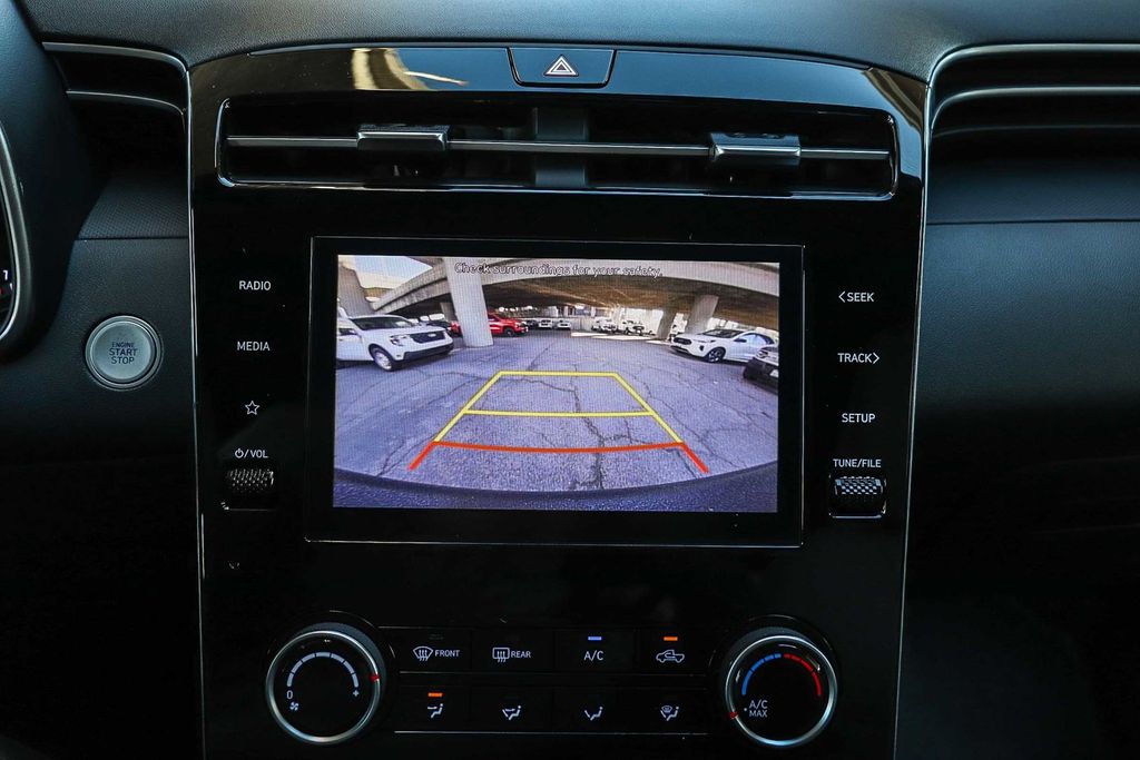 Thumbnail: 2023 Hyundai Santa Cruz - 25