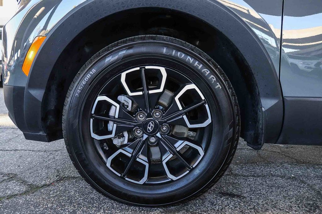 Thumbnail: 2023 Hyundai Santa Cruz - 21