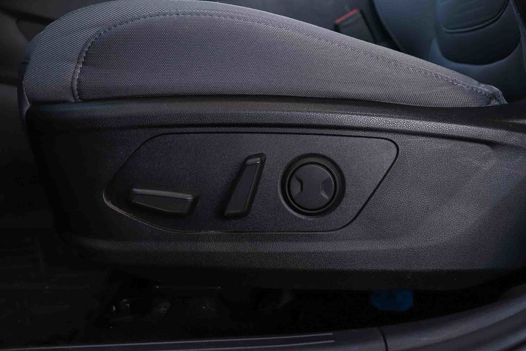 Thumbnail: 2023 Hyundai Santa Cruz - 22