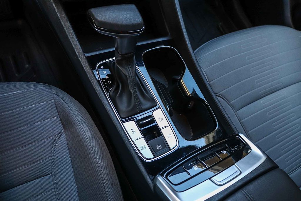 Thumbnail: 2023 Hyundai Santa Cruz - 13