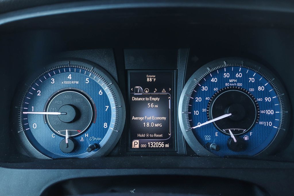 Thumbnail: 2015 Toyota Sienna - 13