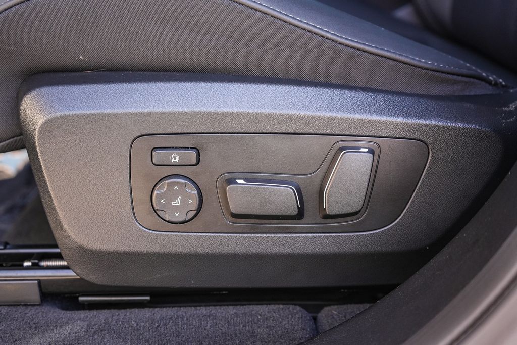 Thumbnail: 2026 BMW X3 - 23