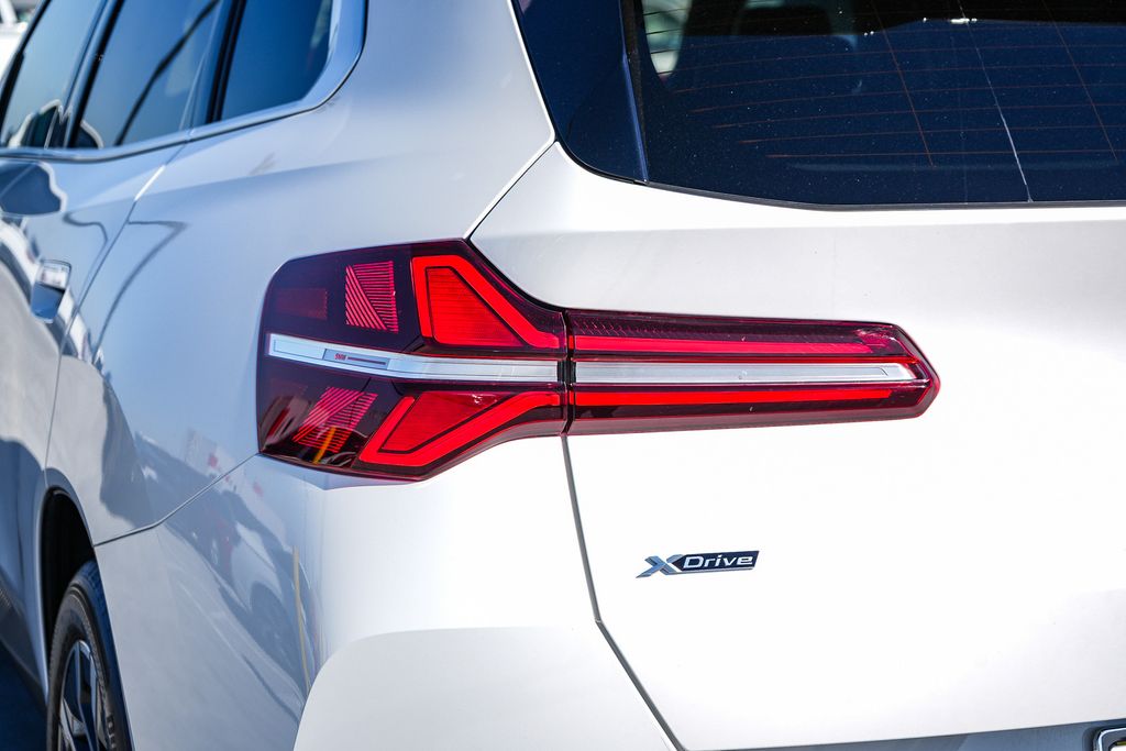 Thumbnail: 2026 BMW X3 - 21