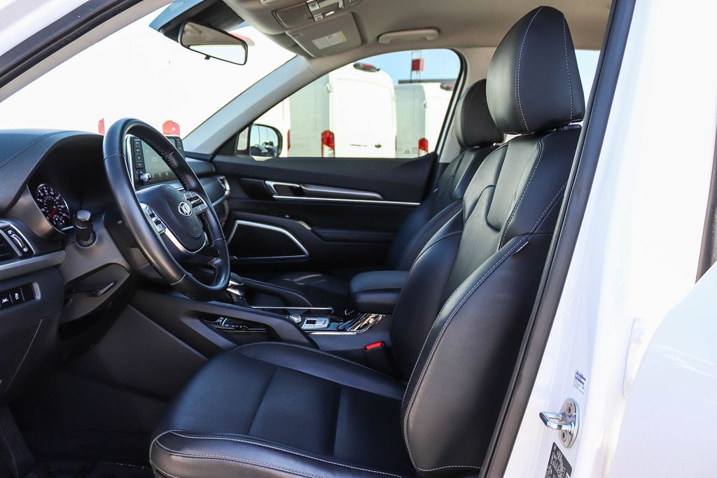 Thumbnail: 2021 Kia Telluride - 8