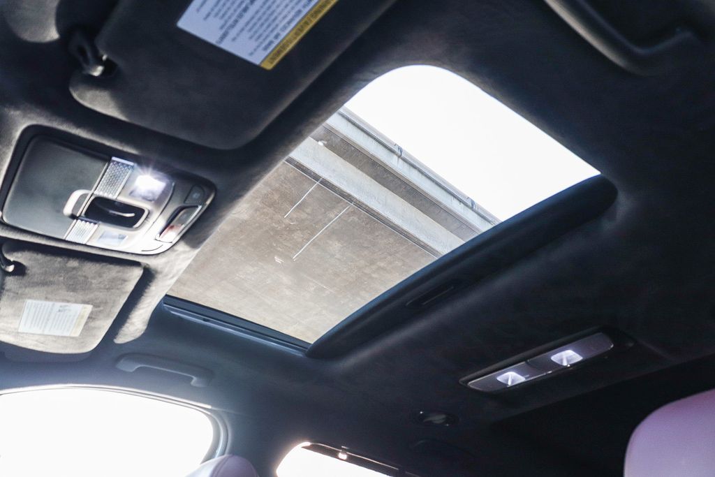 Thumbnail: 2023 Kia Telluride - 32