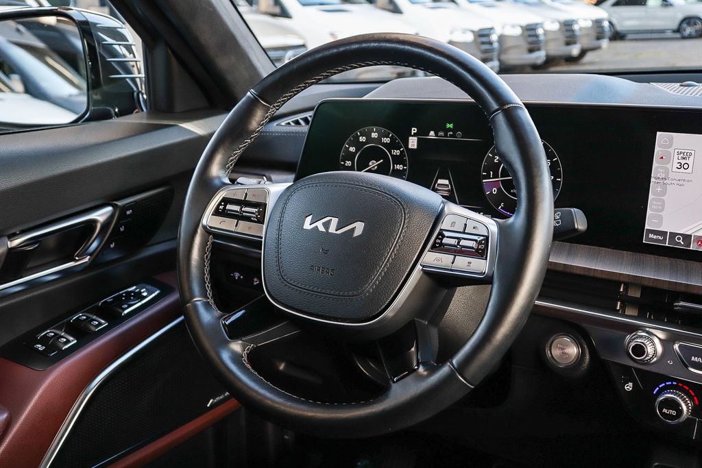 Thumbnail: 2023 Kia Telluride - 13