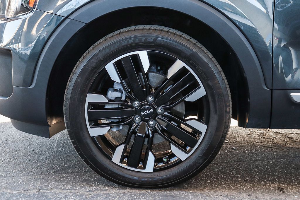 Thumbnail: 2023 Kia Telluride - 26