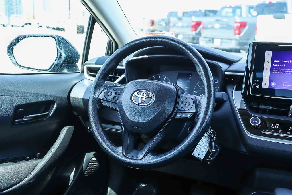 Thumbnail: 2025 Toyota Corolla - 8