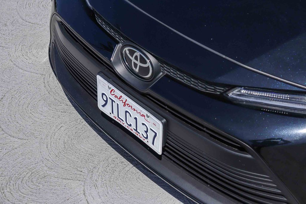Thumbnail: 2025 Toyota Corolla - 6
