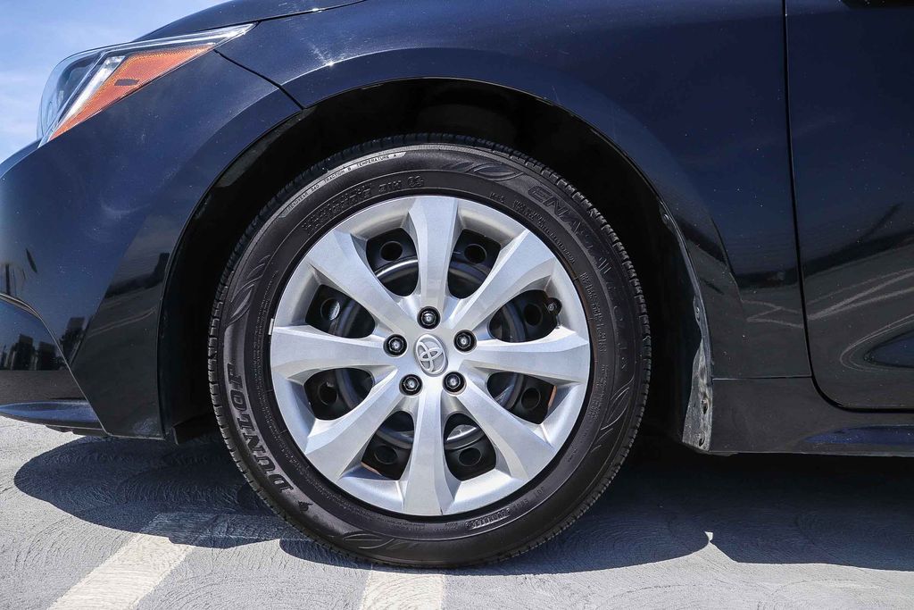 Thumbnail: 2025 Toyota Corolla - 20