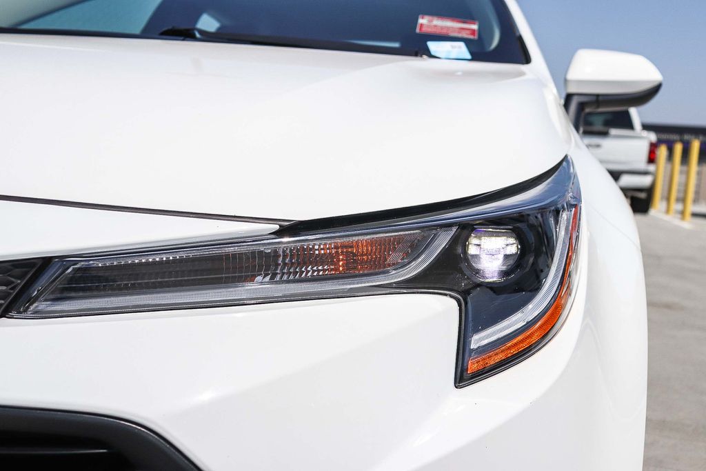 Thumbnail: 2025 Toyota Corolla - 19