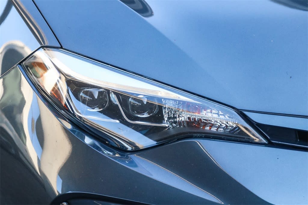 Thumbnail: 2018 Toyota Corolla - 20