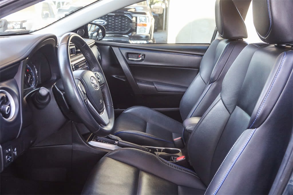 Thumbnail: 2018 Toyota Corolla - 11