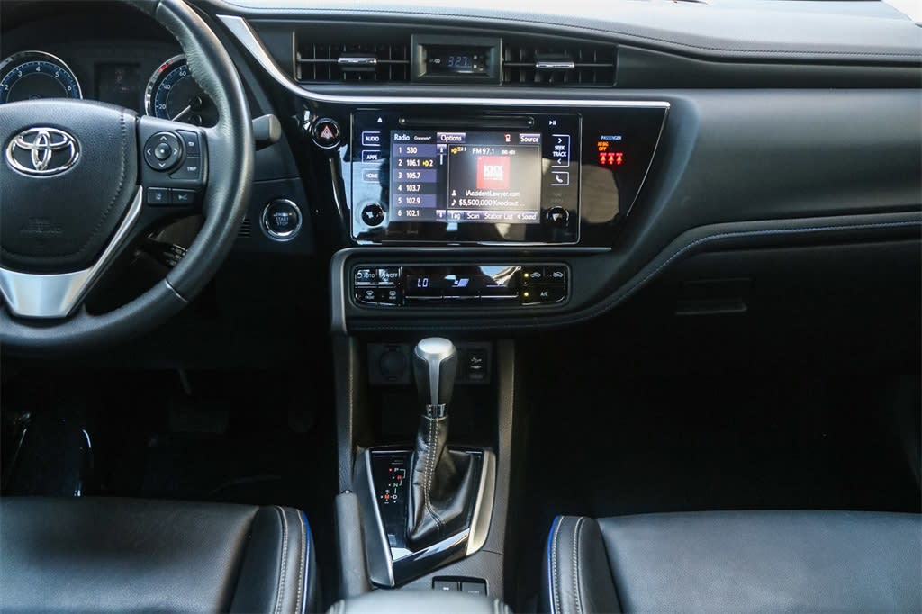 Thumbnail: 2018 Toyota Corolla - 9