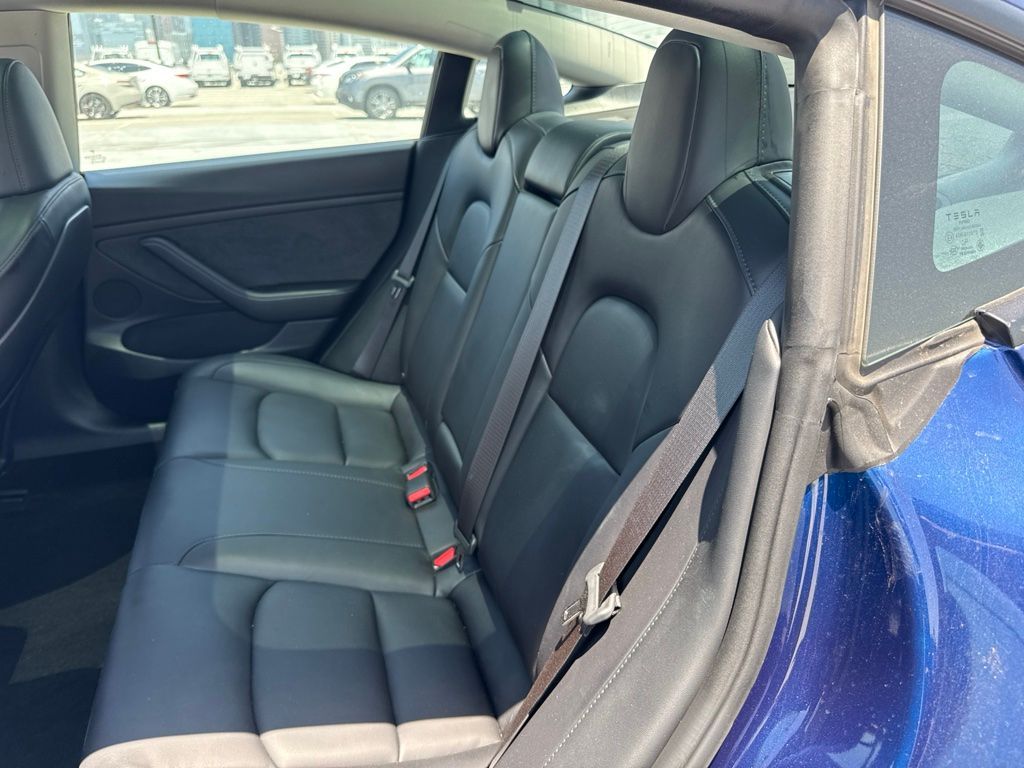 Thumbnail: 2023 Tesla Model 3 - 9