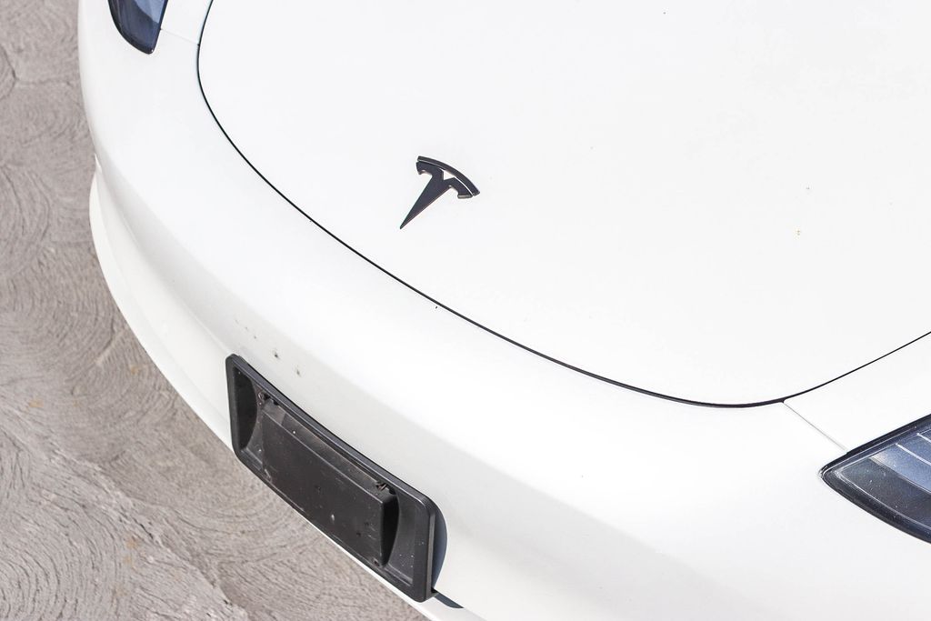 Thumbnail: 2020 Tesla Model 3 - 6