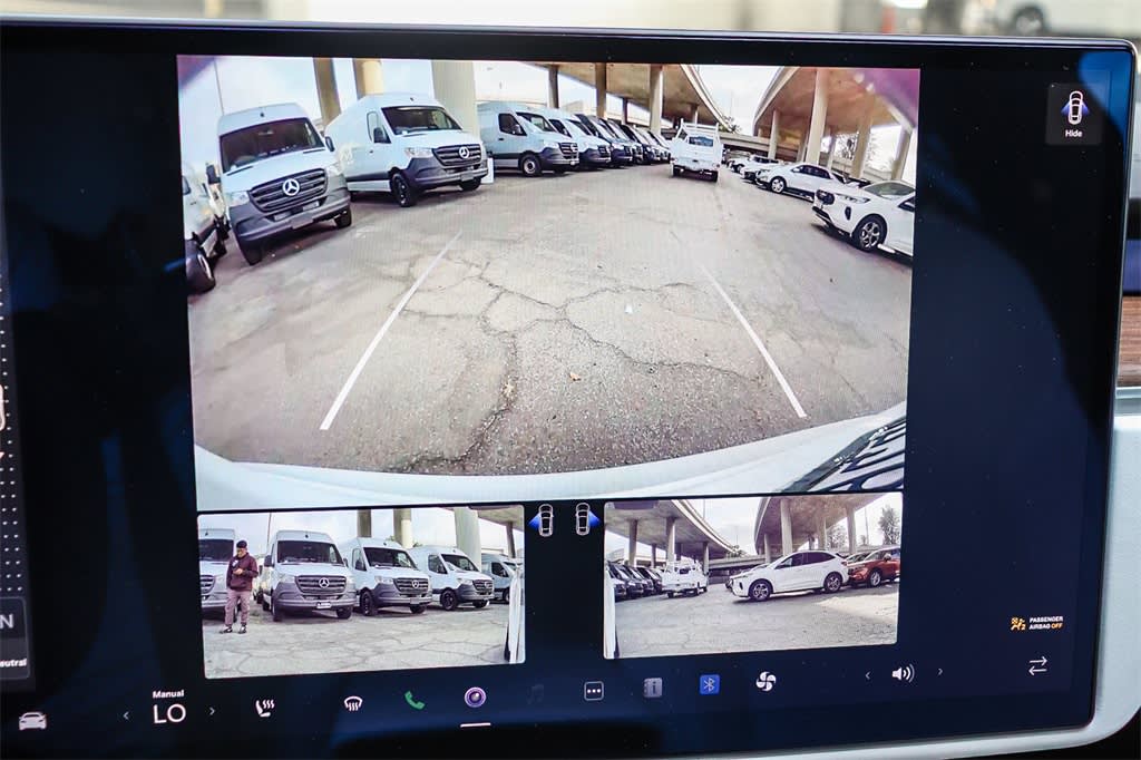 Thumbnail: 2022 Tesla Model S - 24