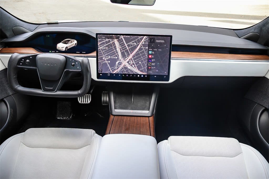 Thumbnail: 2022 Tesla Model S - 2