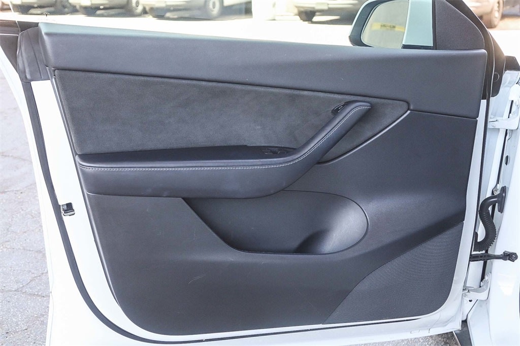 Thumbnail: 2021 Tesla Model Y - 23