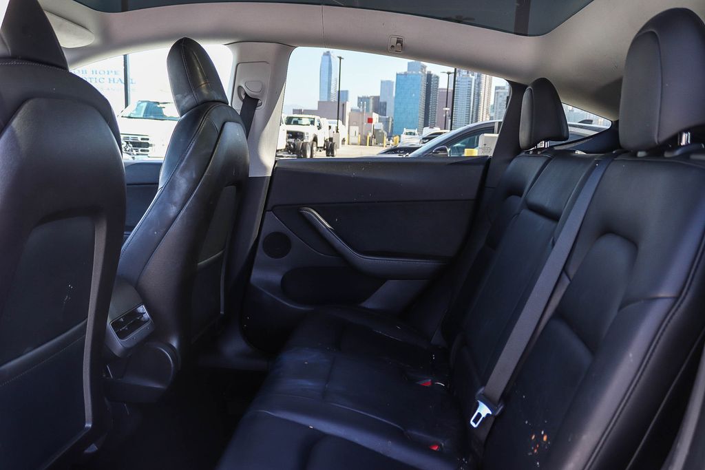 Thumbnail: 2020 Tesla Model Y - 10