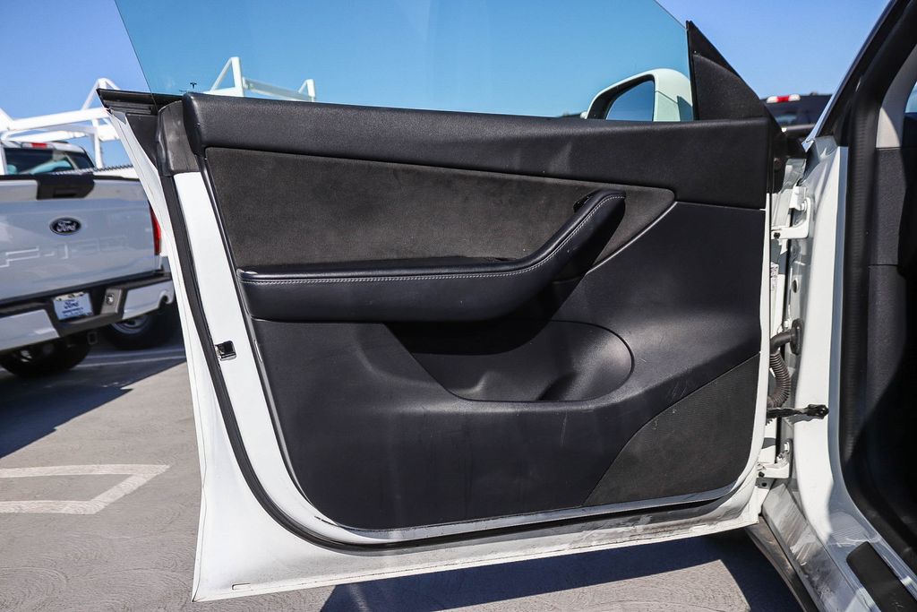 Thumbnail: 2020 Tesla Model Y - 20