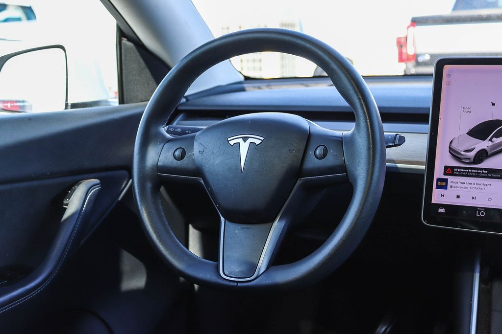 Thumbnail: 2020 Tesla Model Y - 7