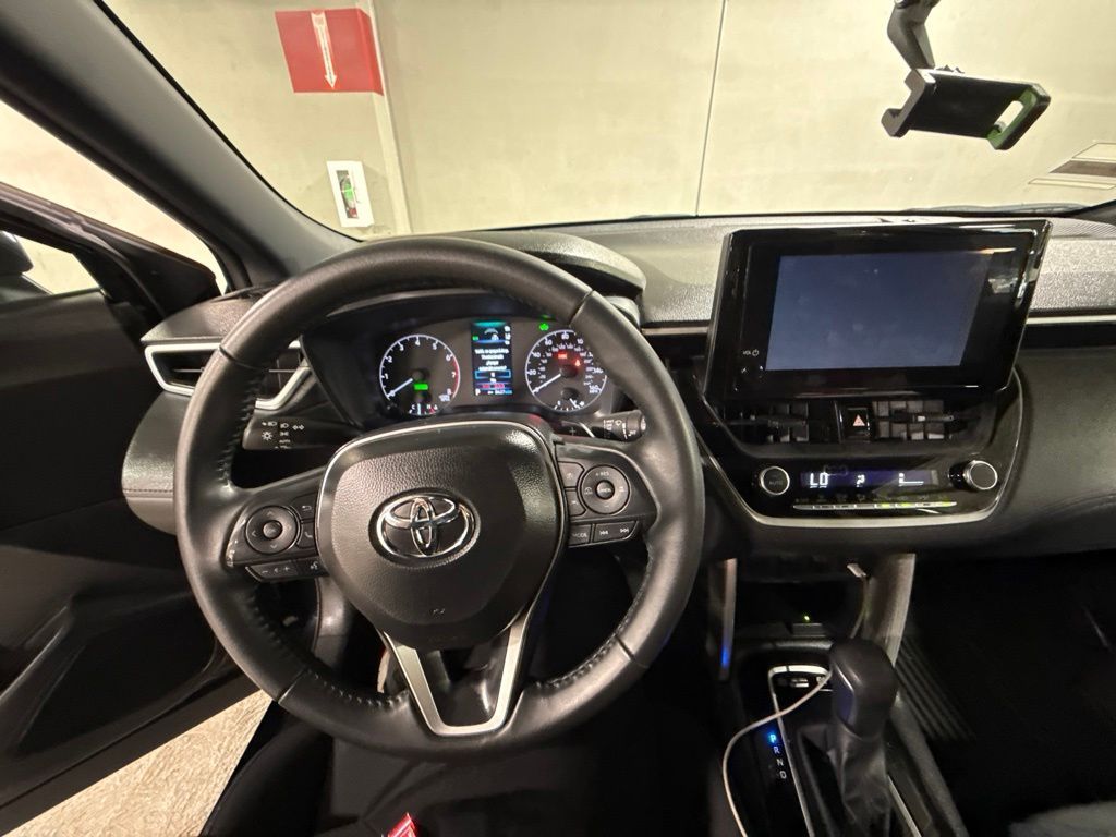 Thumbnail: 2025 Toyota Corolla Cross - 2