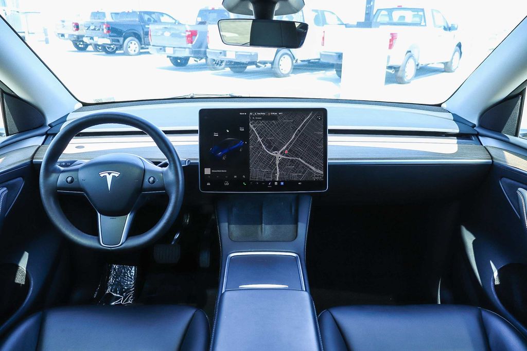 Thumbnail: 2023 Tesla Model Y - 12