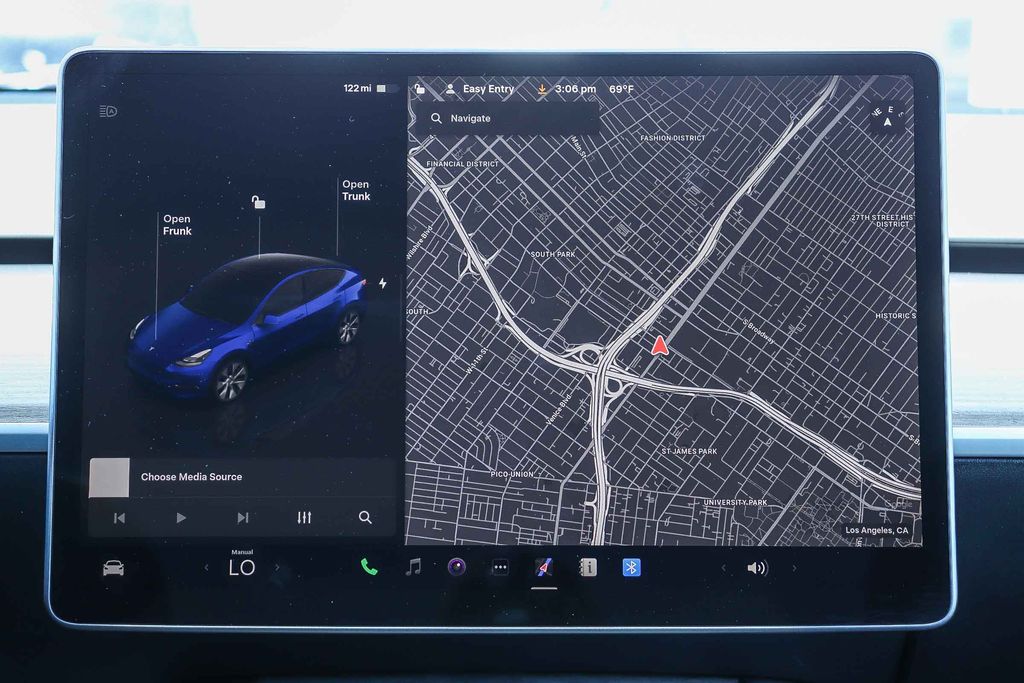 Thumbnail: 2023 Tesla Model Y - 20