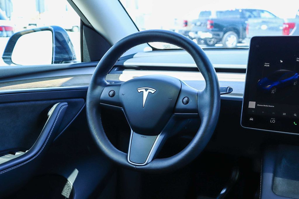 Thumbnail: 2023 Tesla Model Y - 13
