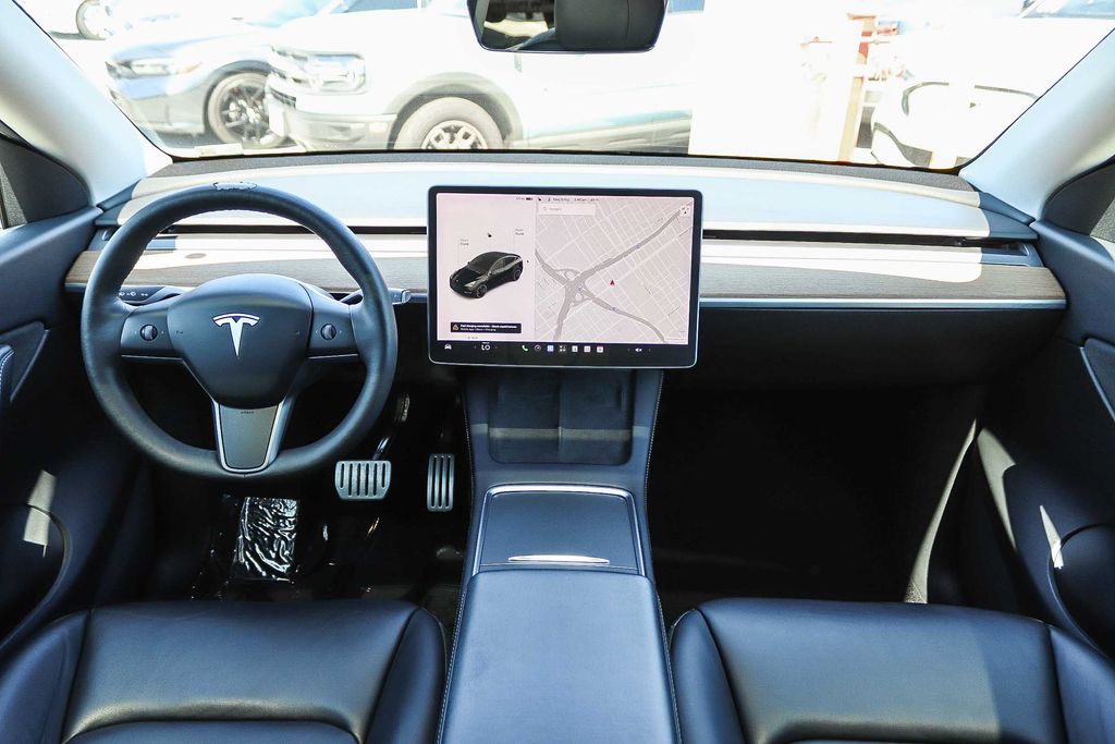 Thumbnail: 2022 Tesla Model Y - 2