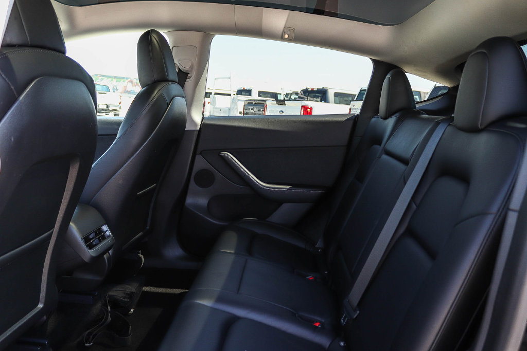 Thumbnail: 2022 Tesla Model Y - 11