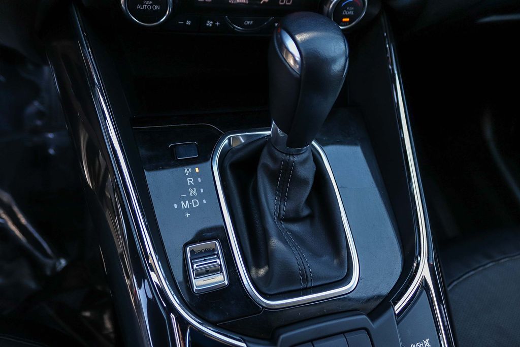 Thumbnail: 2017 Mazda CX-9 - 13