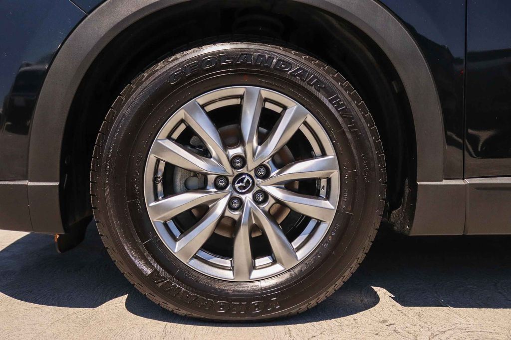 Thumbnail: 2017 Mazda CX-9 - 21
