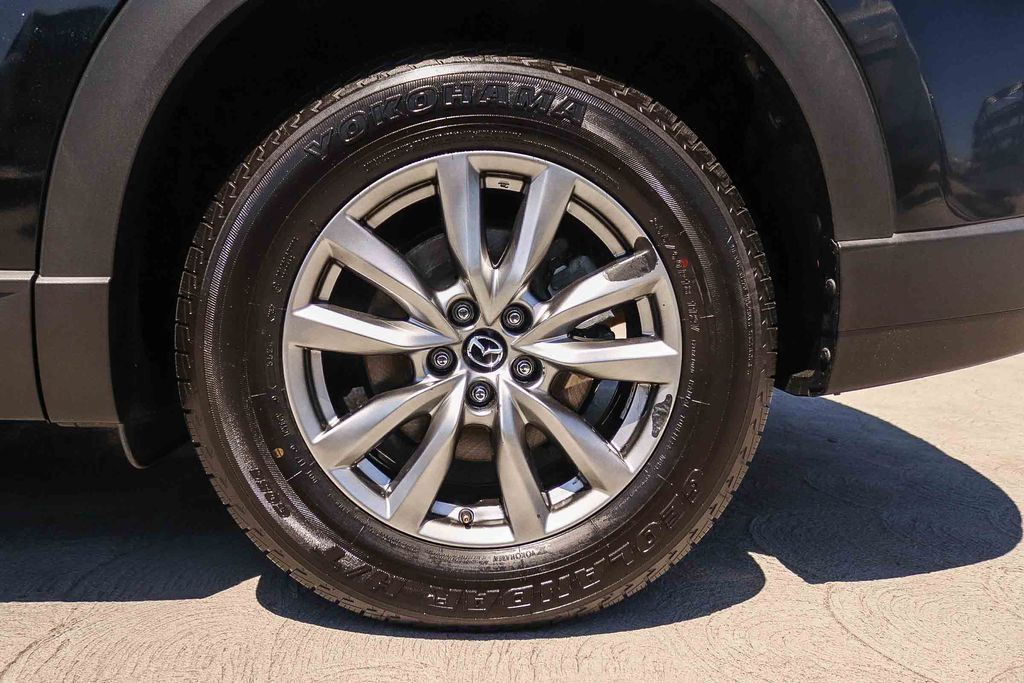 Thumbnail: 2017 Mazda CX-9 - 6