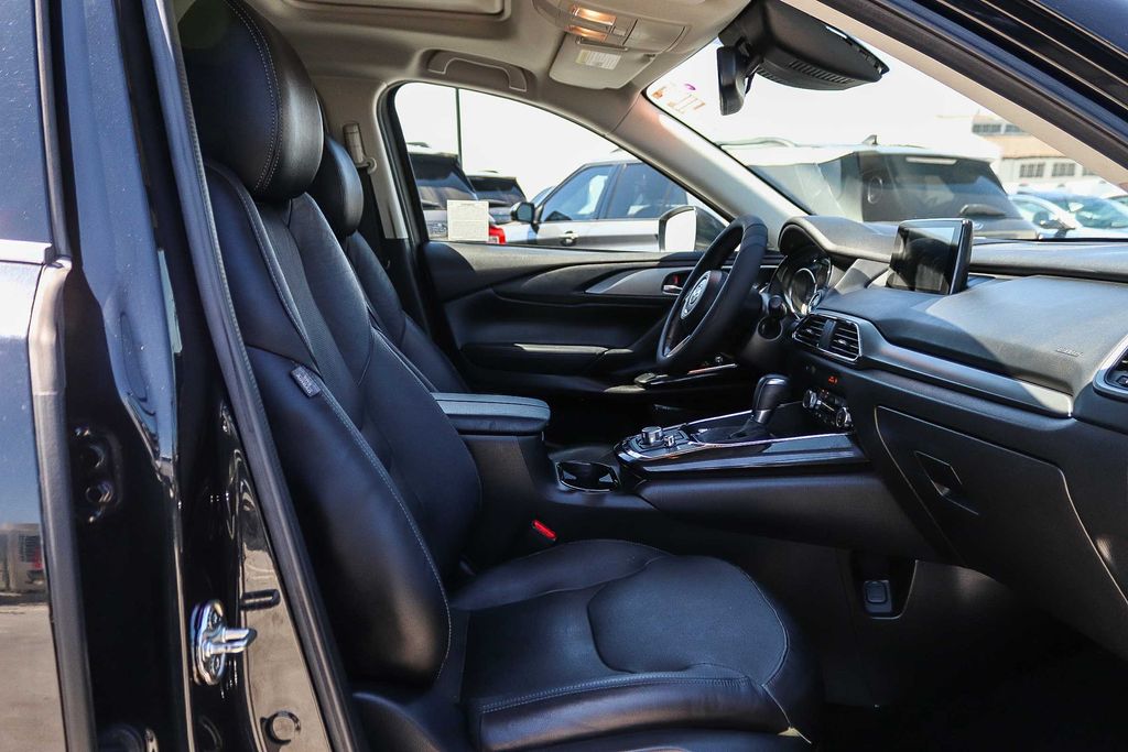 Thumbnail: 2017 Mazda CX-9 - 9
