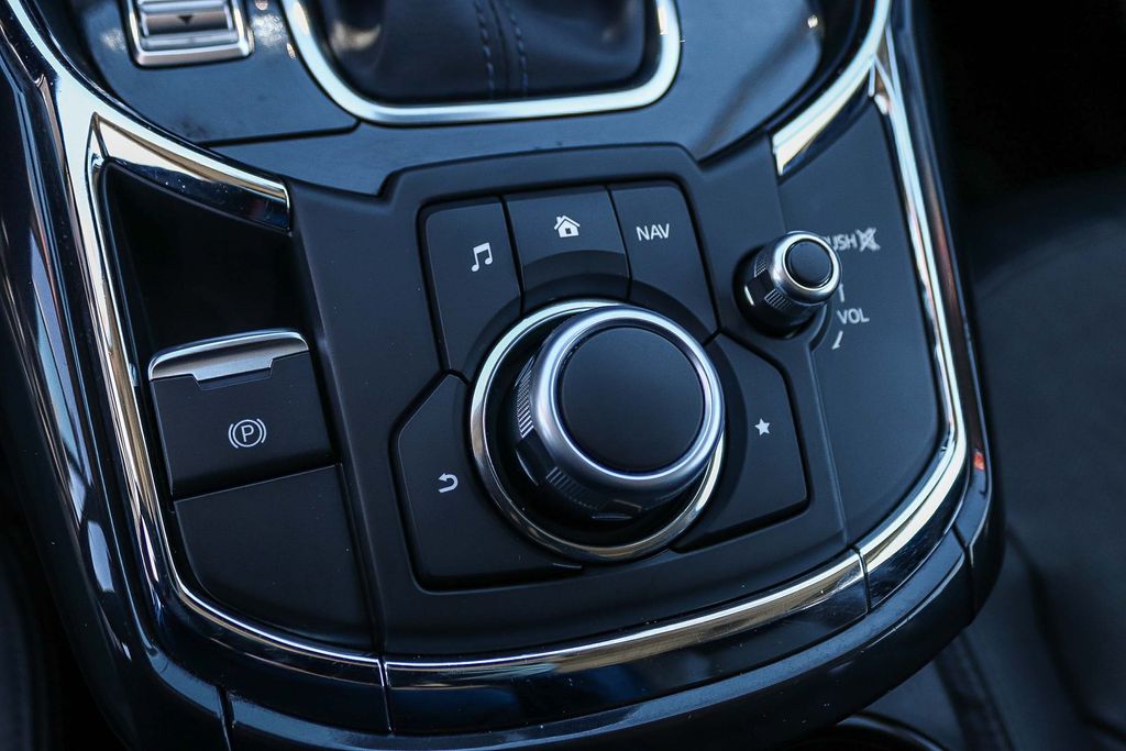 Thumbnail: 2017 Mazda CX-9 - 24